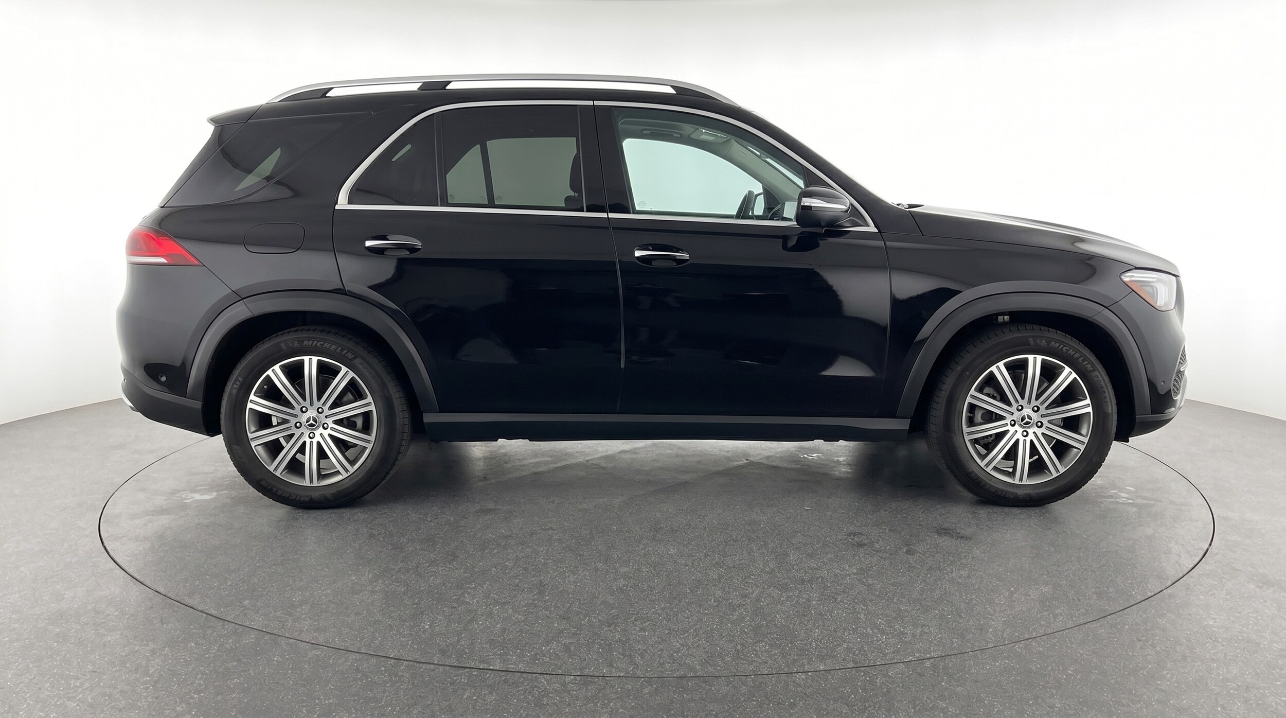 Thumbnail: 2026 Mercedes-Benz GLE - 8