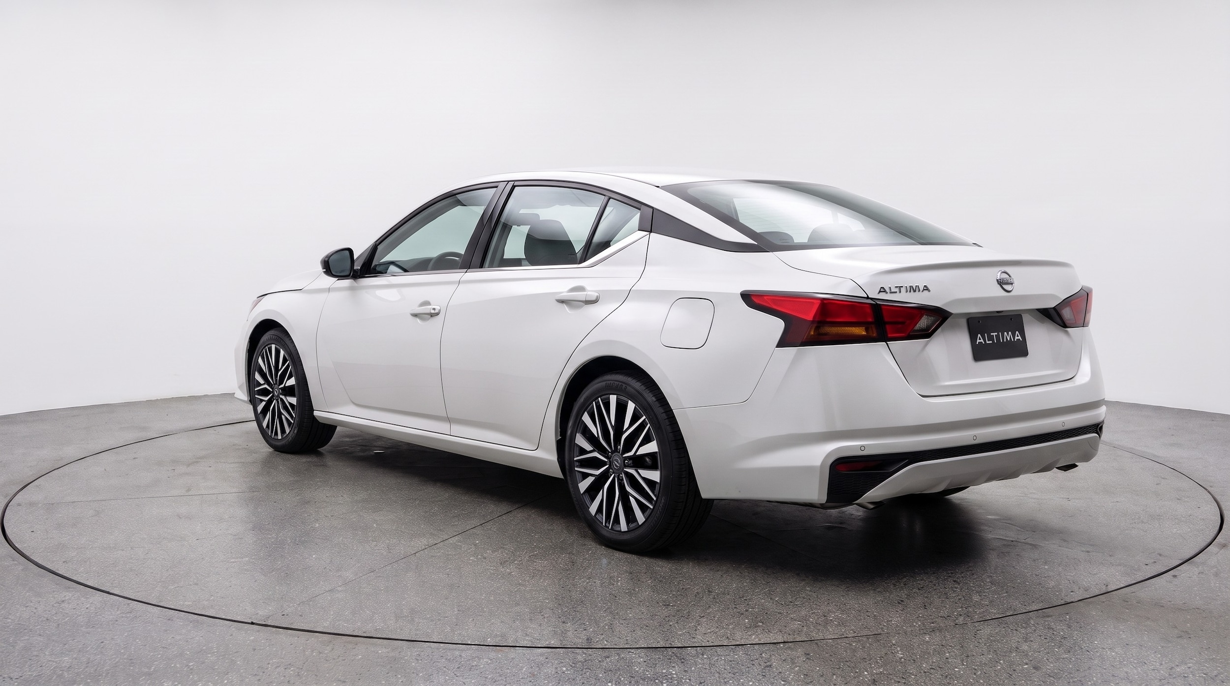 Thumbnail: 2026 Nissan Altima - 5