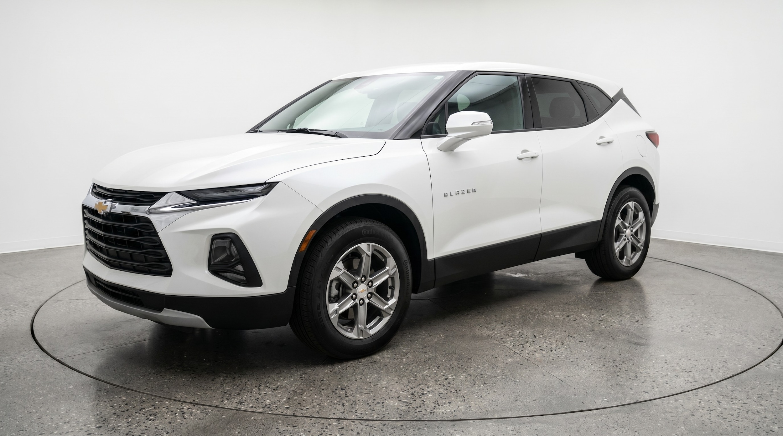 Thumbnail: 2026 Chevrolet Blazer - 3