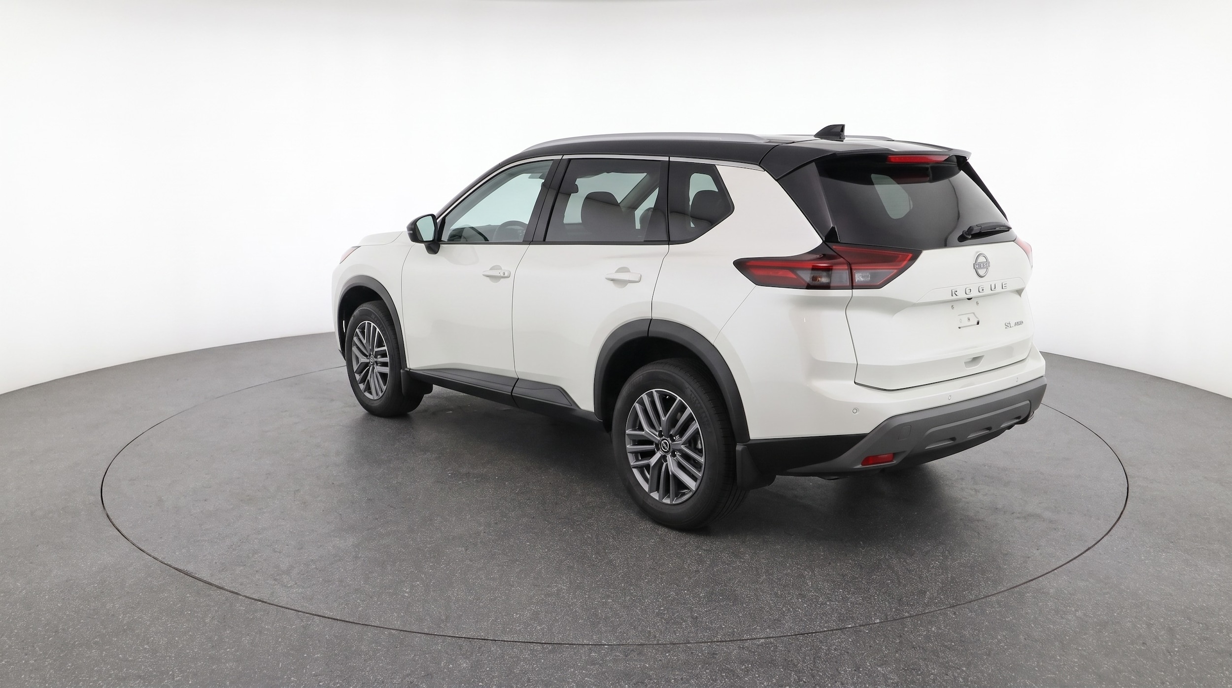 Thumbnail: 2026 Nissan Rogue - 5