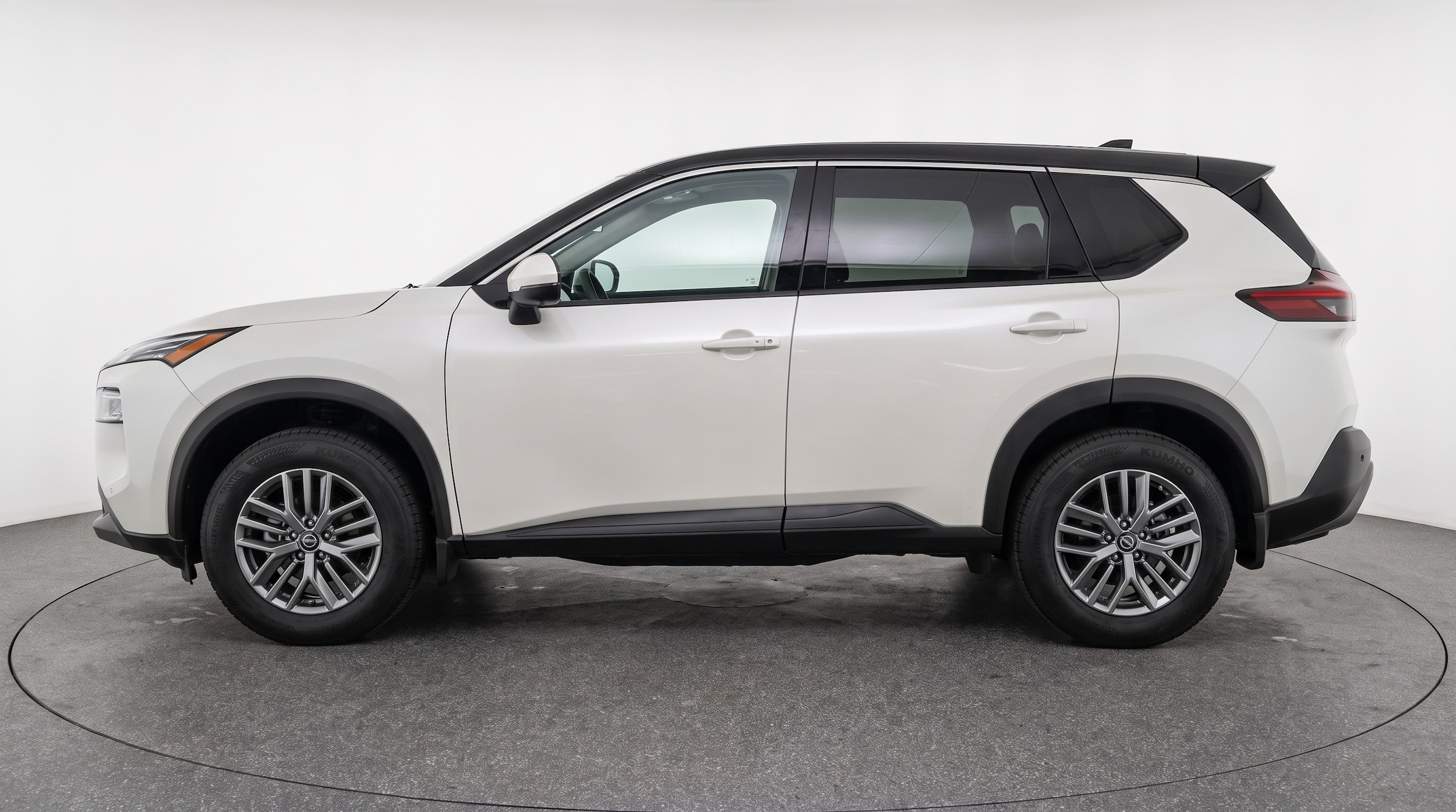 Thumbnail: 2026 Nissan Rogue - 4