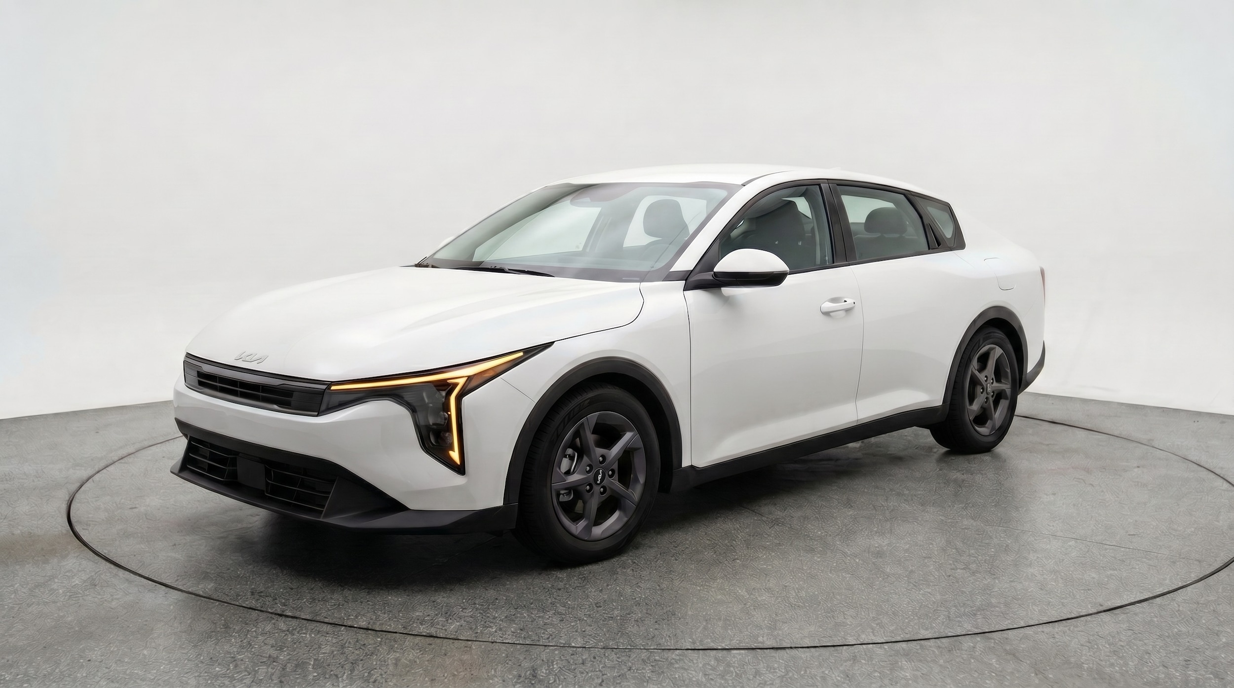 Thumbnail: 2025 Kia K4 - 3