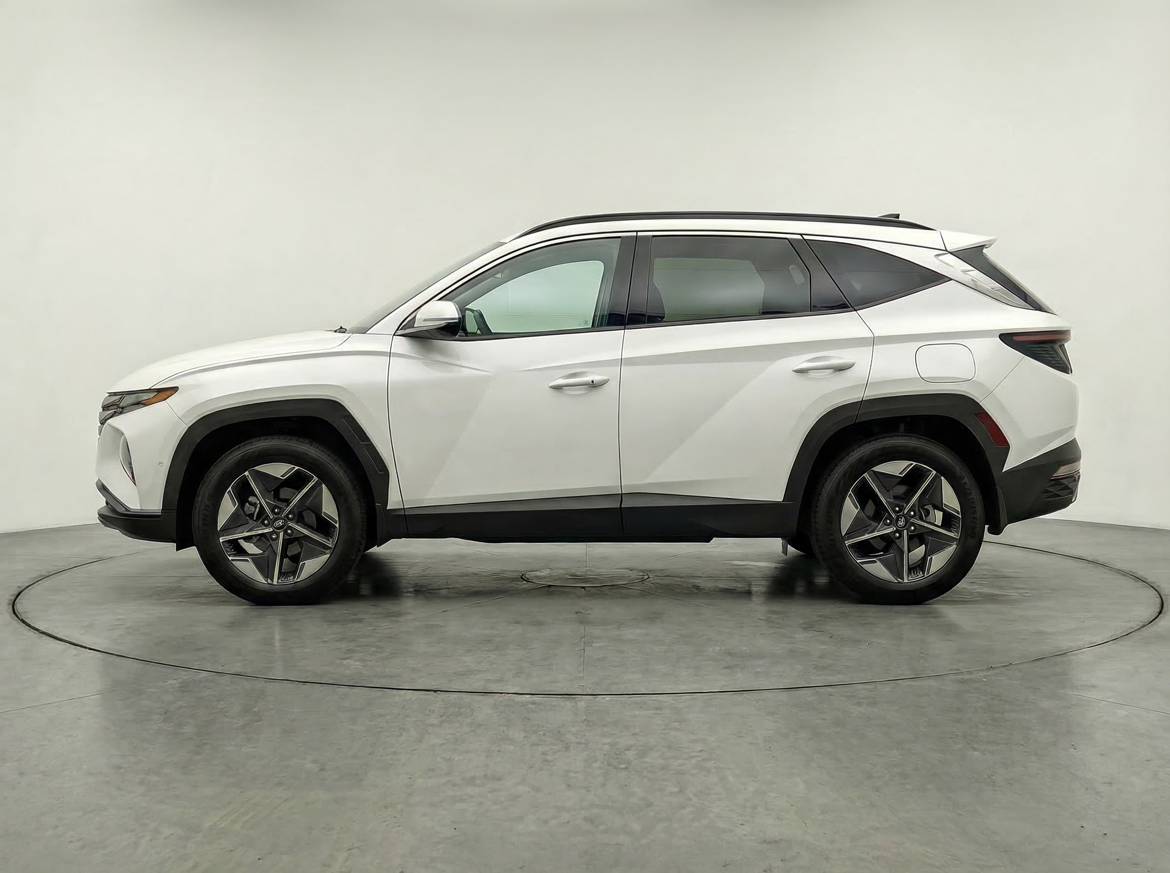 Thumbnail: 2026 Hyundai Tucson - 4