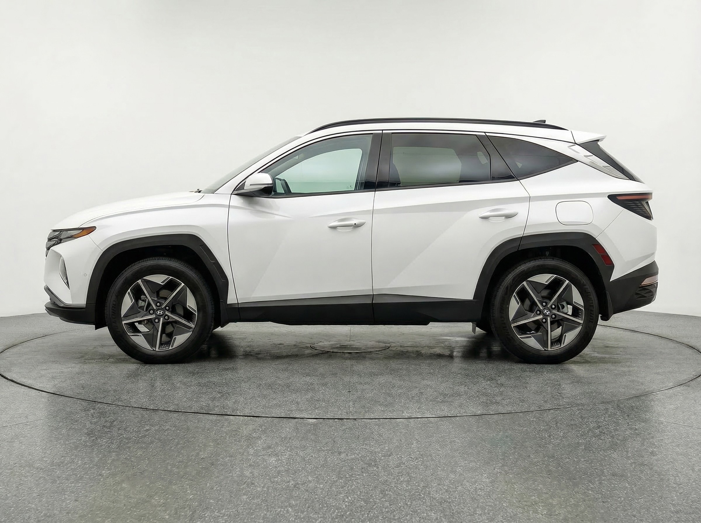 Thumbnail: 2026 Hyundai Tucson - 4