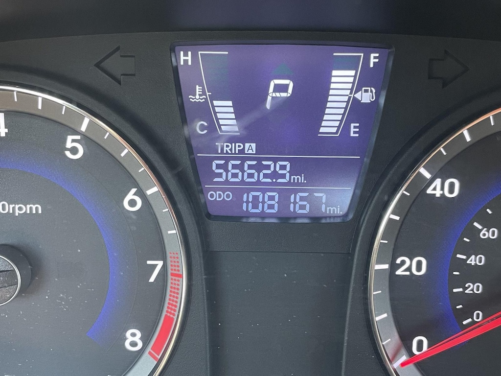 Used 2012 Hyundai Accent GLS Sedan