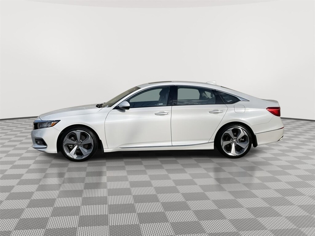 Used 2018 Honda Accord Touring Sedan
