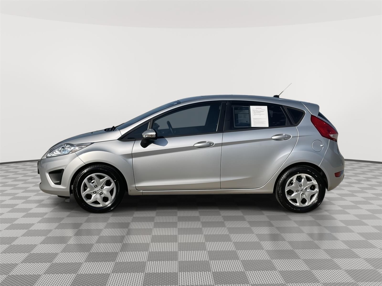 Used 2013 Ford Fiesta SE with VIN 3FADP4EJXDM116692 for sale in Grand Island, NE