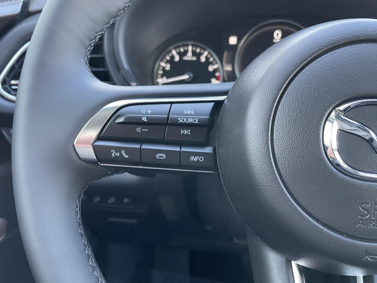 2025 Mazda CX-30 Premium - Photo 12