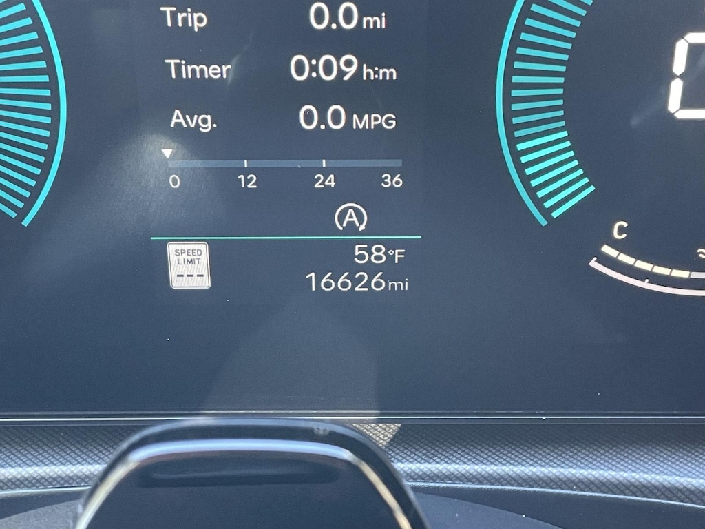 Used 2025 Hyundai Santa Fe SEL SUV