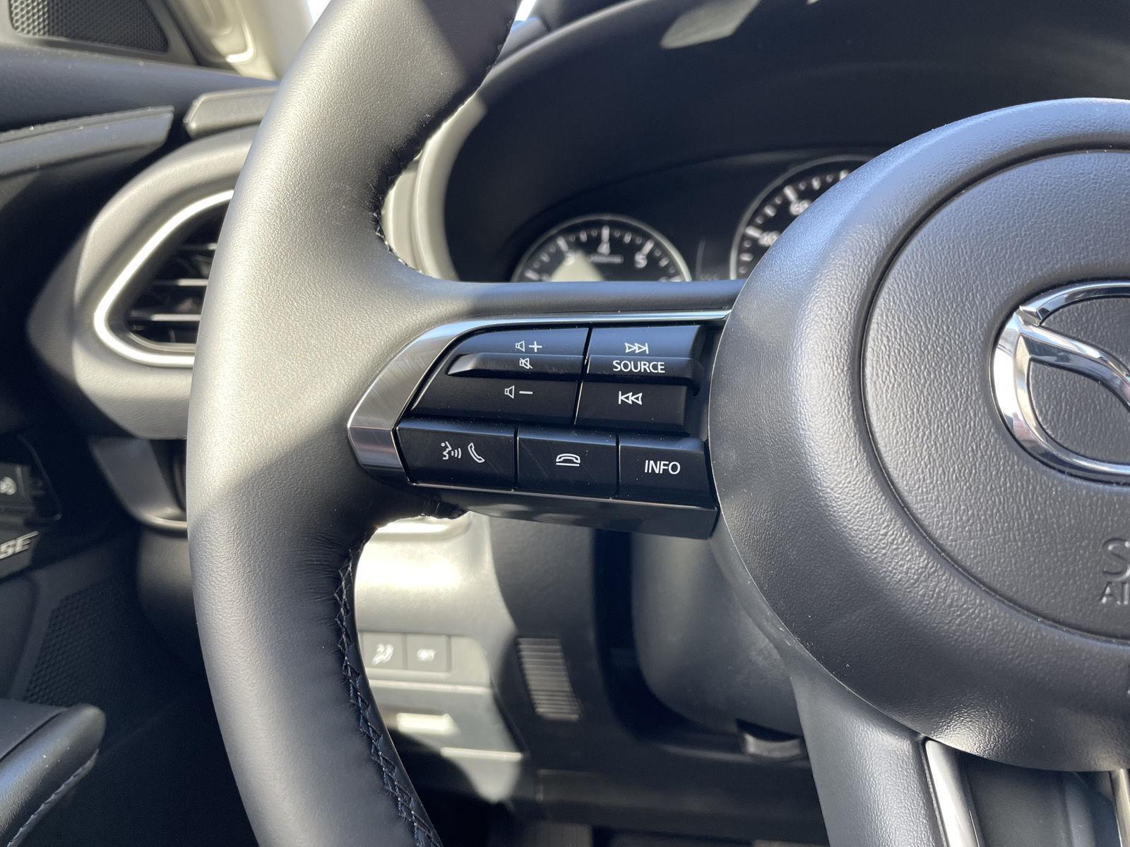 2026 Mazda CX-30 Premium - Photo 12