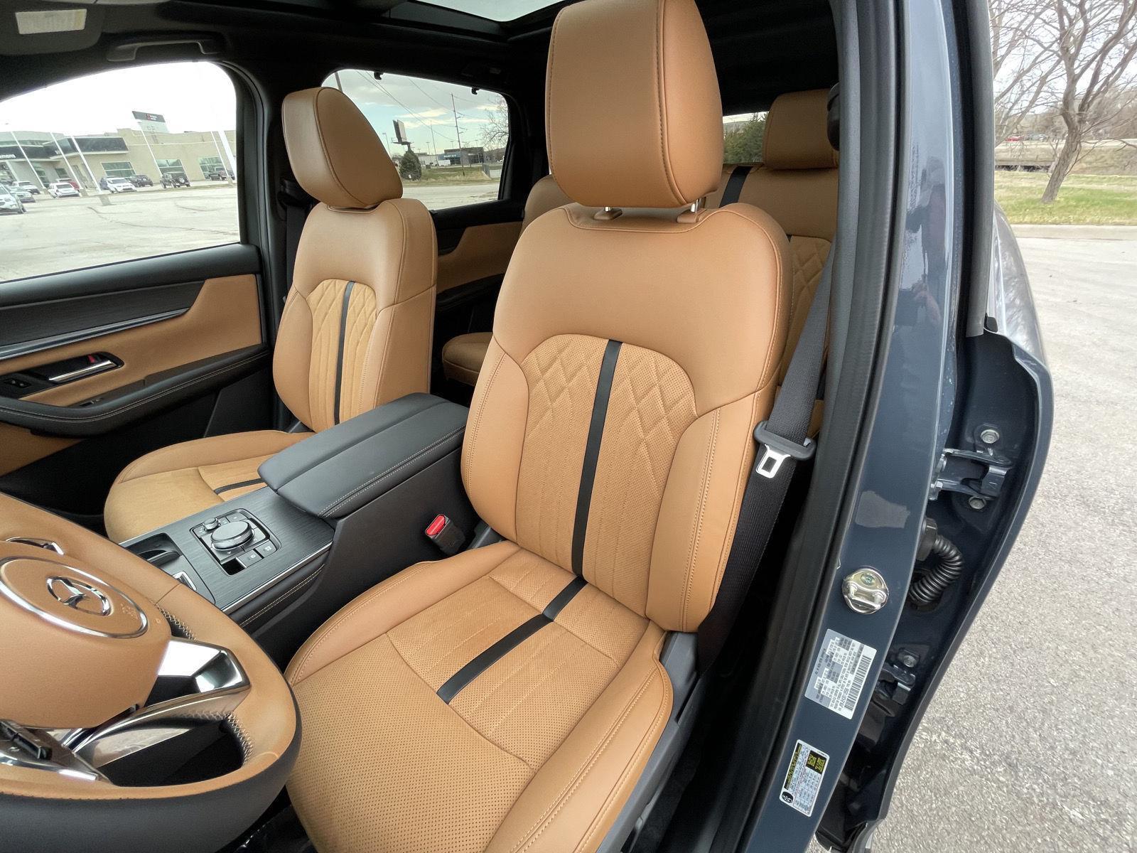 2025 Mazda CX-70 Premium Plus Package - Photo 17