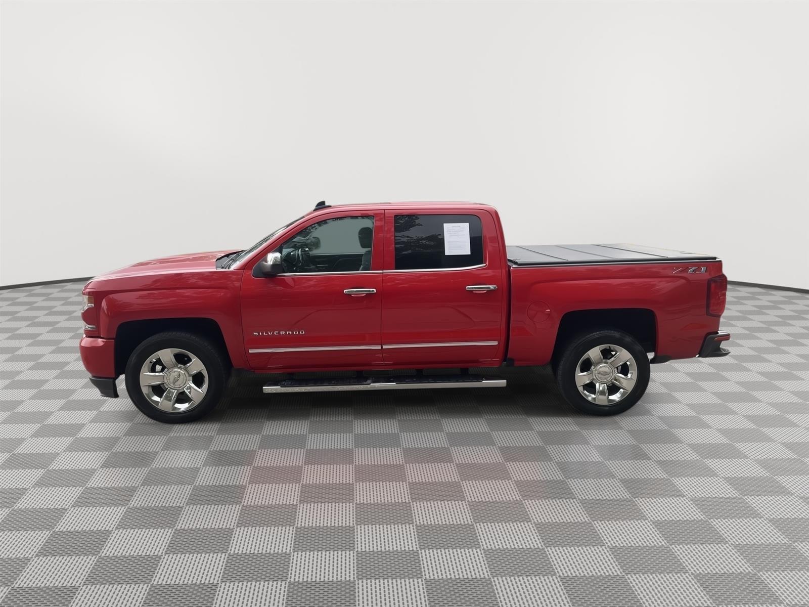 Used 2018 Chevrolet Silverado 1500 LTZ Z71 with VIN 3GCUKSEJ0JG304273 for sale in Lincoln, NE