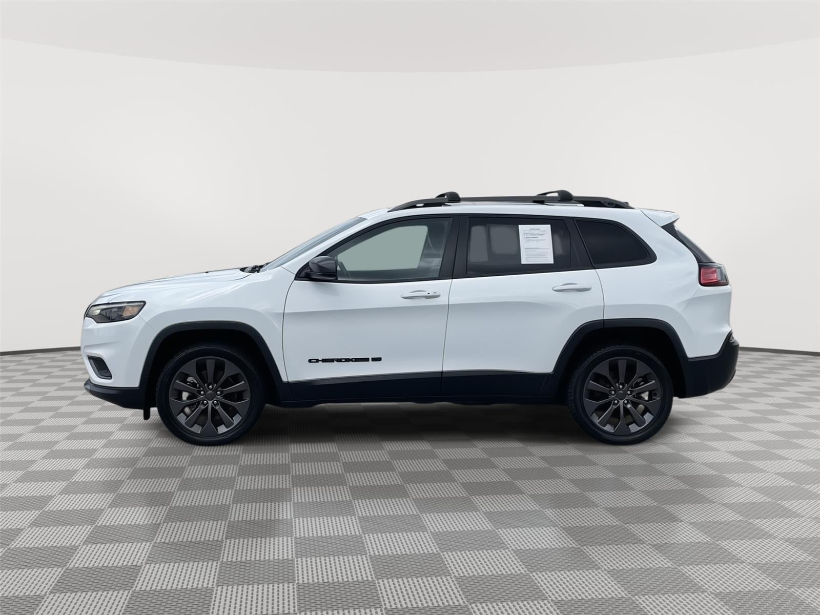Used 2021 Jeep Cherokee 80TH with VIN 1C4PJMMX6MD122385 for sale in Kansas City