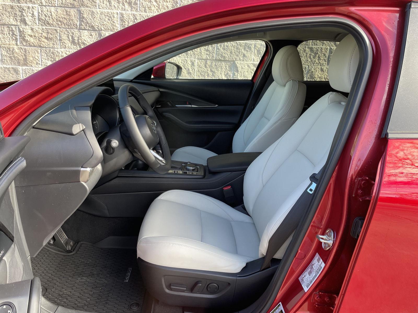 2026 Mazda CX-30 Premium - Photo 16