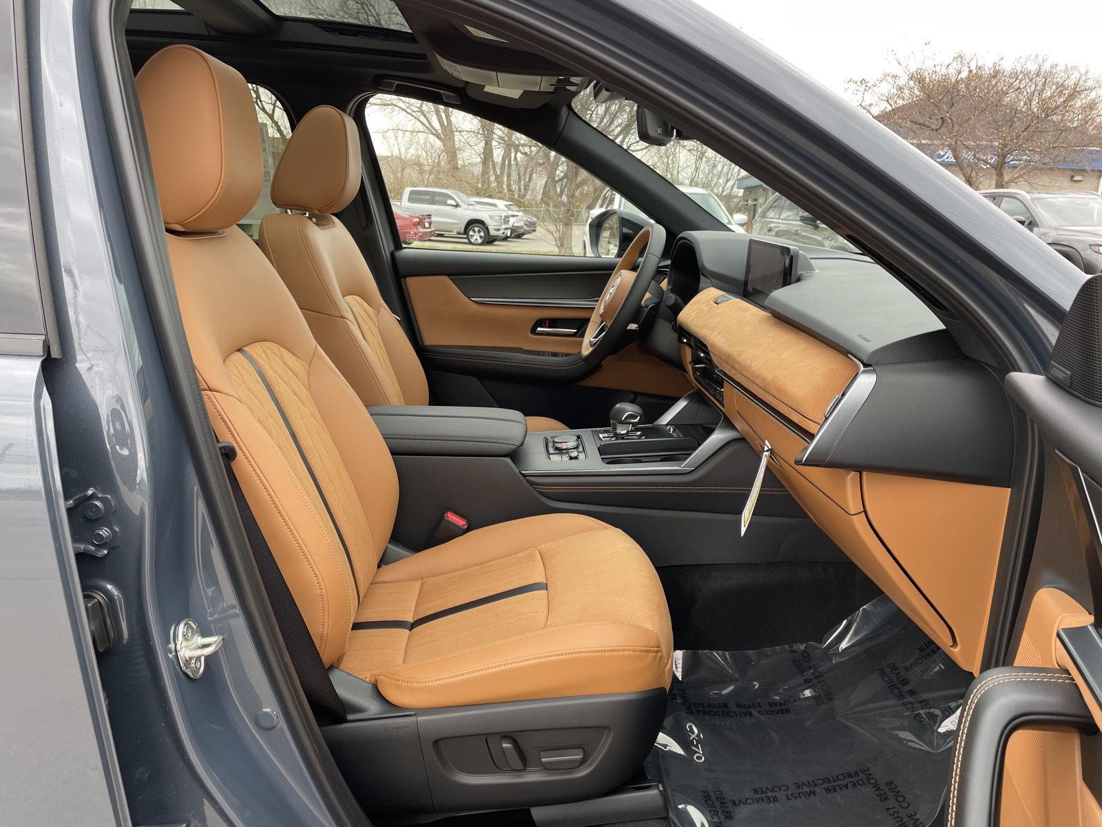 2025 Mazda CX-70 Premium Plus Package - Photo 18