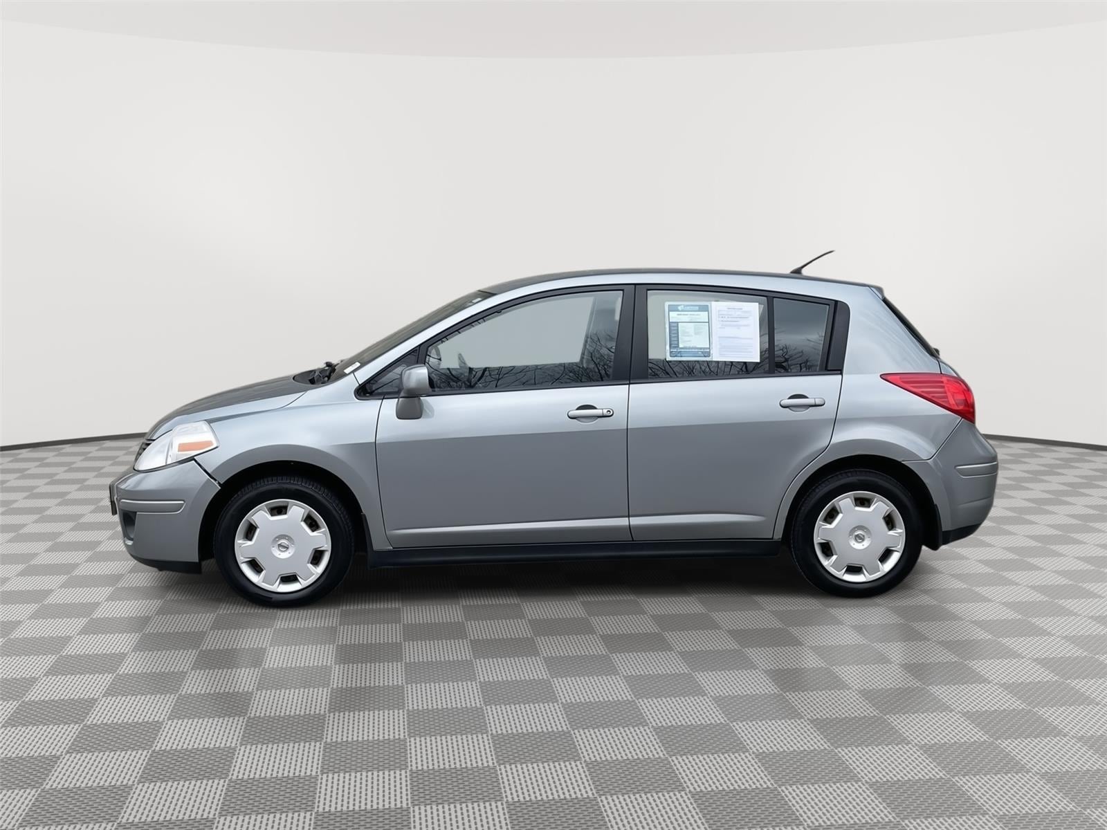 Used 2008 Nissan Versa S with VIN 3N1BC13E78L362731 for sale in Lincoln, NE