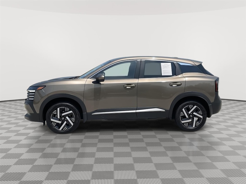 Used 2025 Nissan Kicks SV SUV