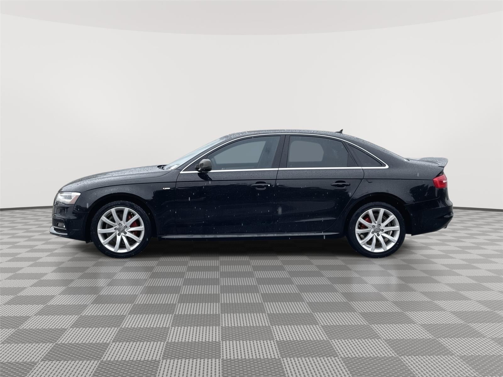 Used 2014 Audi A4 Premium with VIN WAUAFAFL8EN045348 for sale in Lincoln, NE