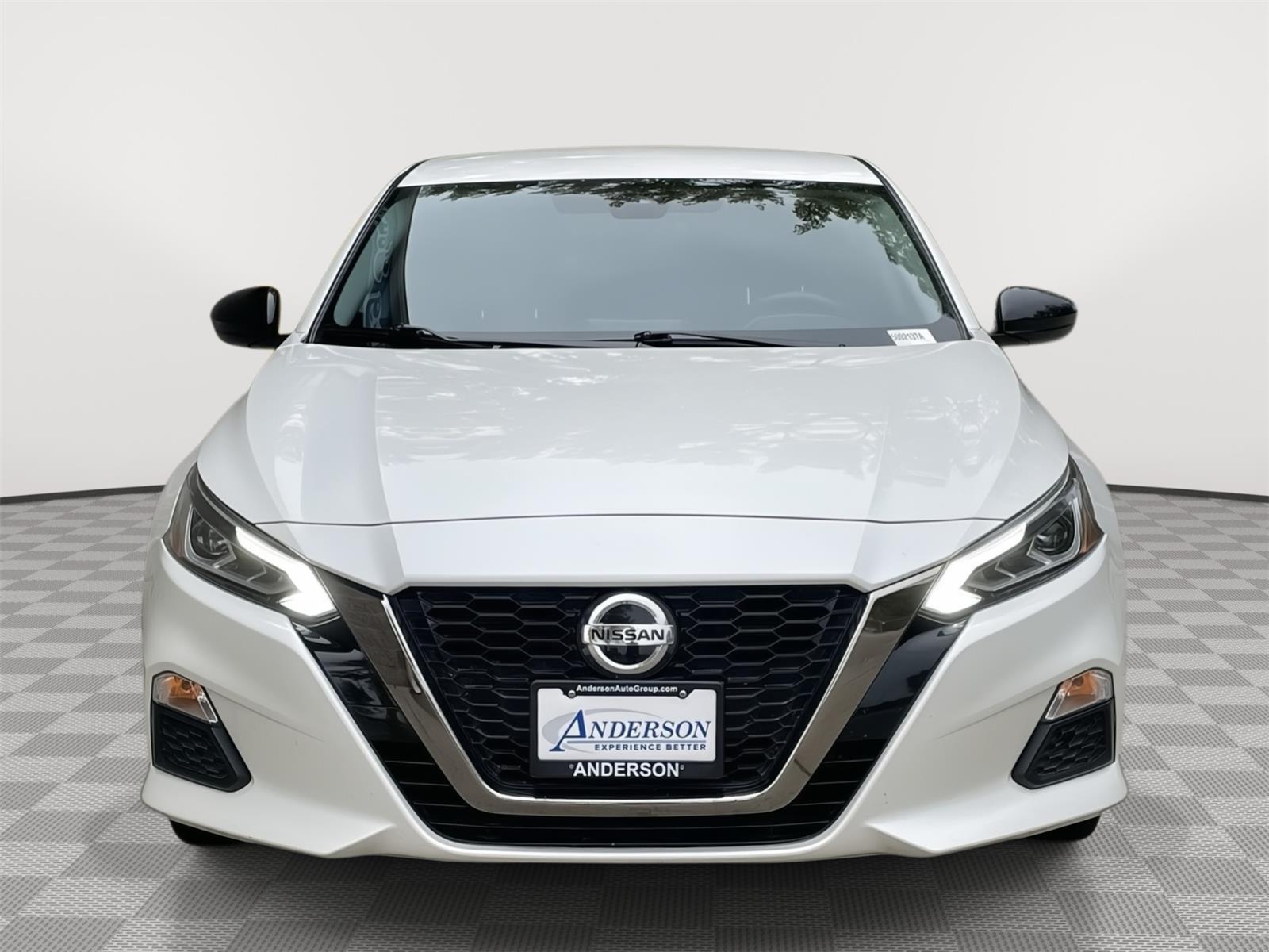 2020 Nissan Altima 2.5 SR photo 4