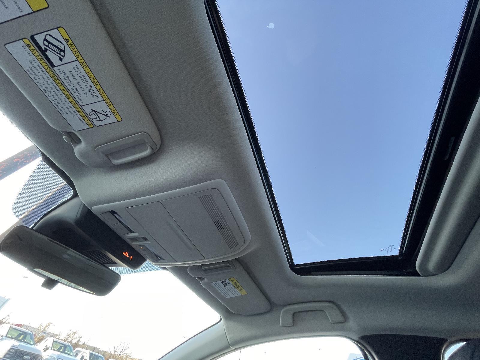 2025 Mazda CX-30 Premium - Photo 20