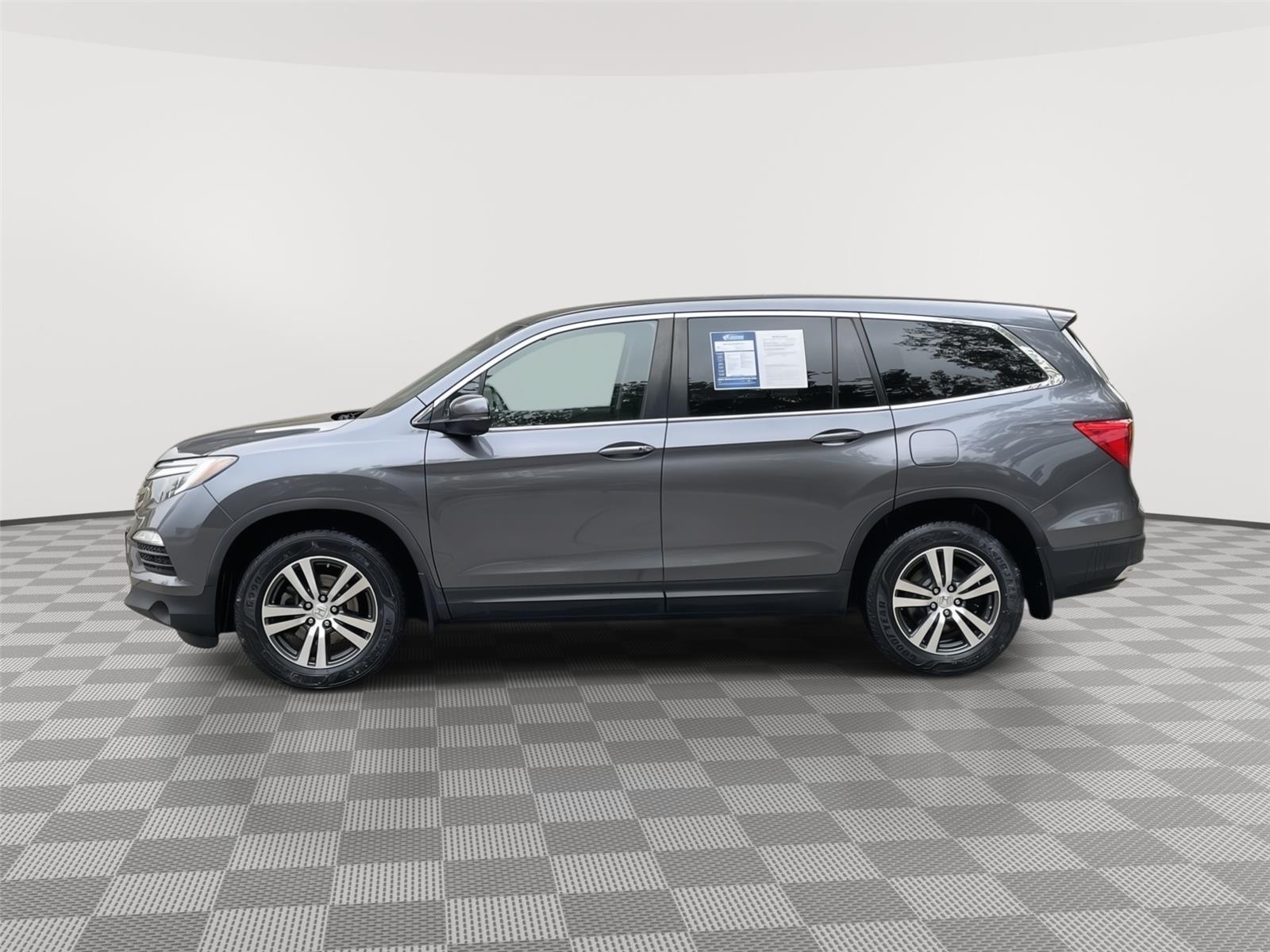 2017 Honda Pilot EX-L photo 2
