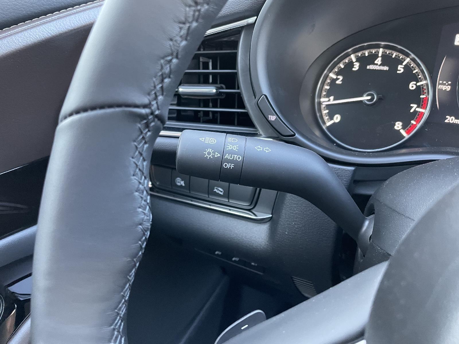 2025 Mazda CX-30 Premium - Photo 15