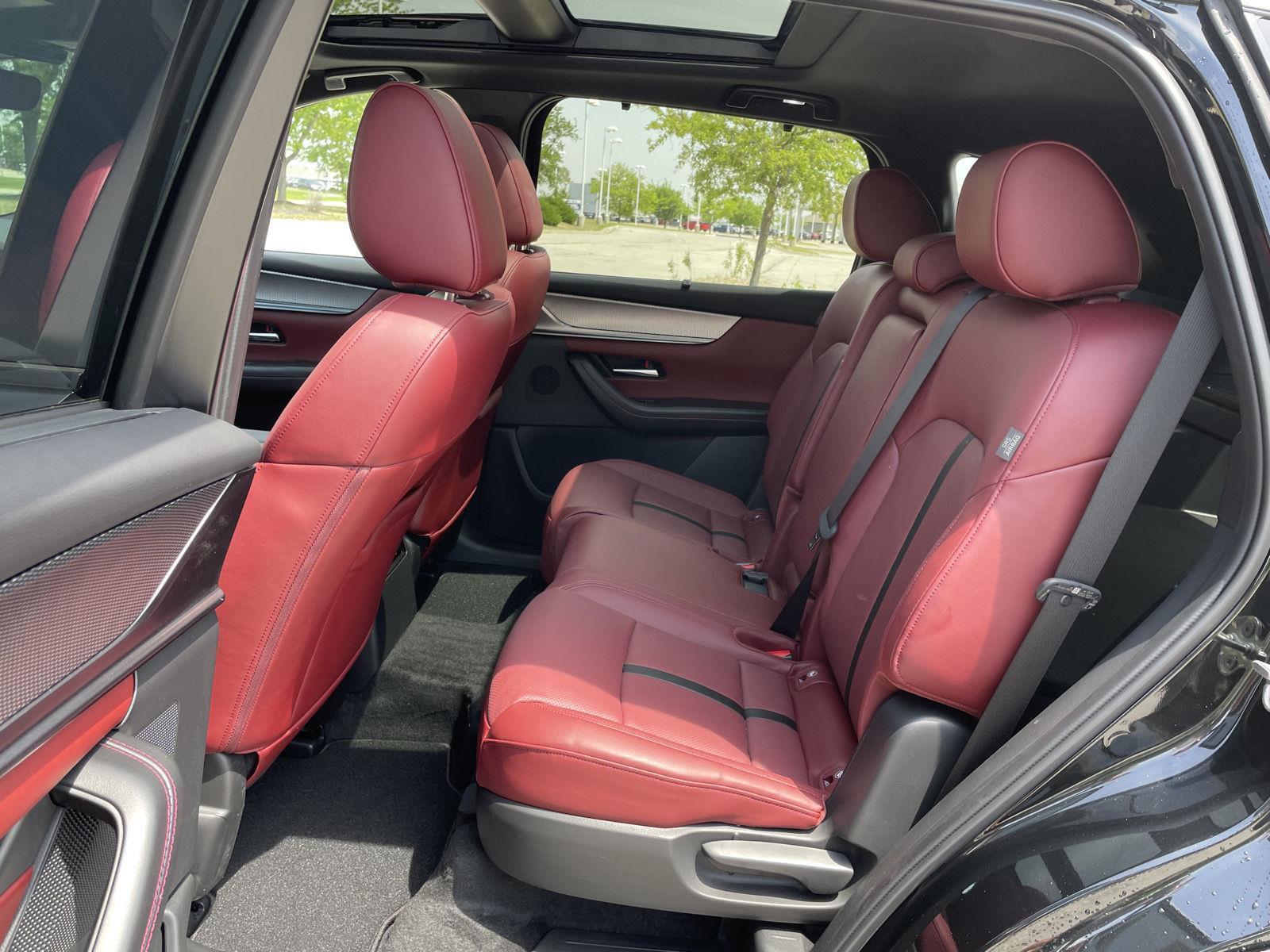 2025 Mazda CX-70 Premium Package | CarEdge | CarEdge