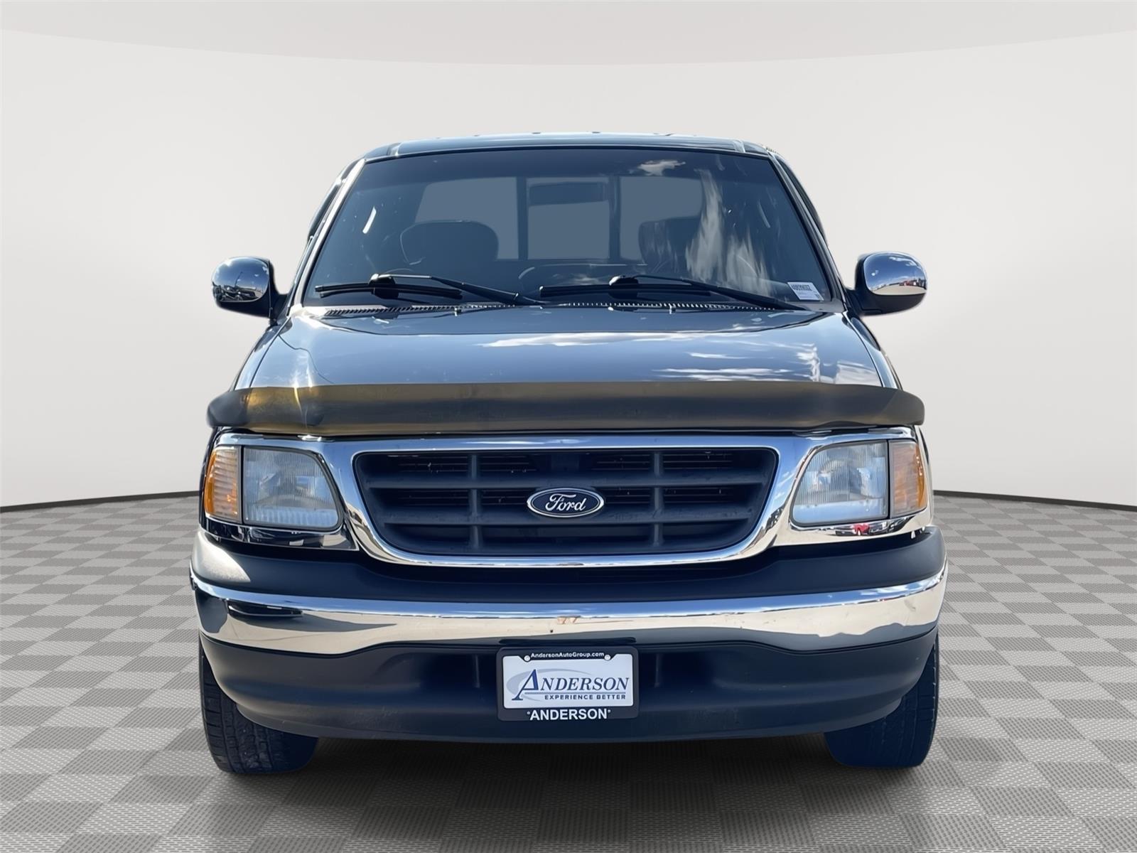 2002 Ford F-150 XLT photo 4