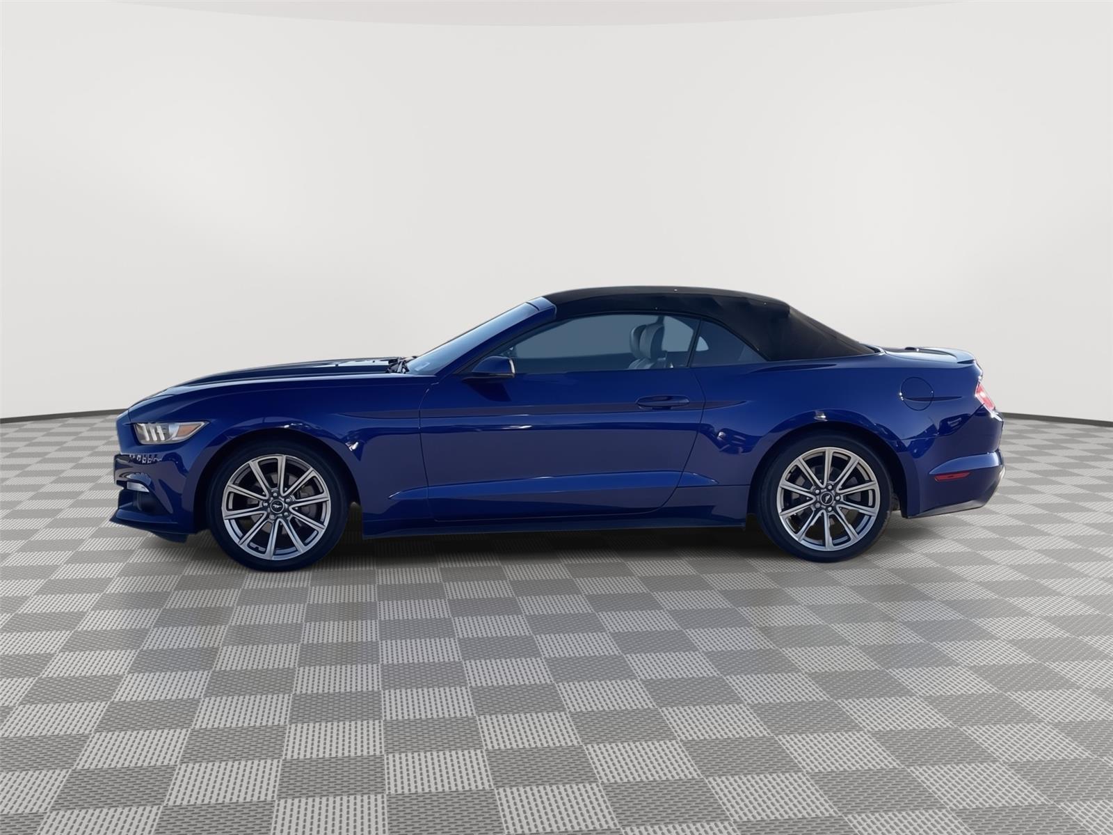 2015 Ford Mustang EcoBoost Premium Convertible photo 2