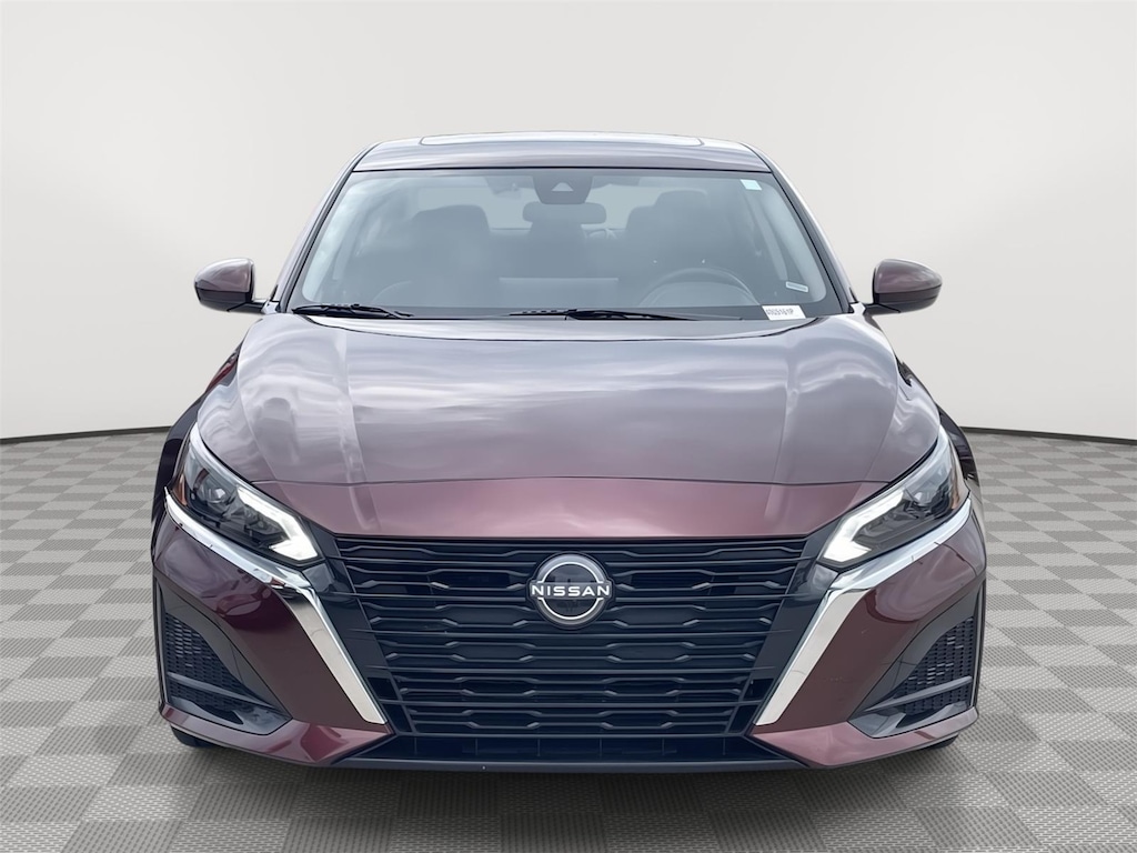 Certified 2025 Nissan Altima SV SEDAN