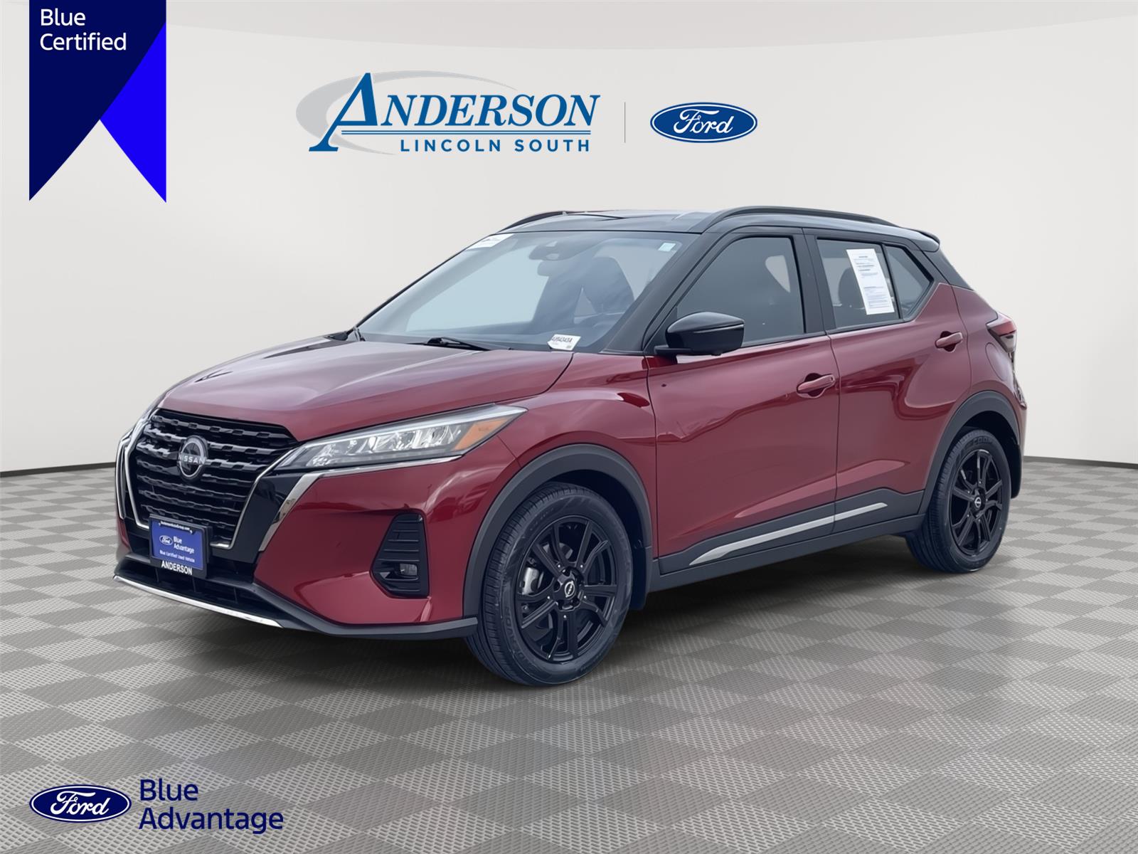 2023 Nissan Kicks SR