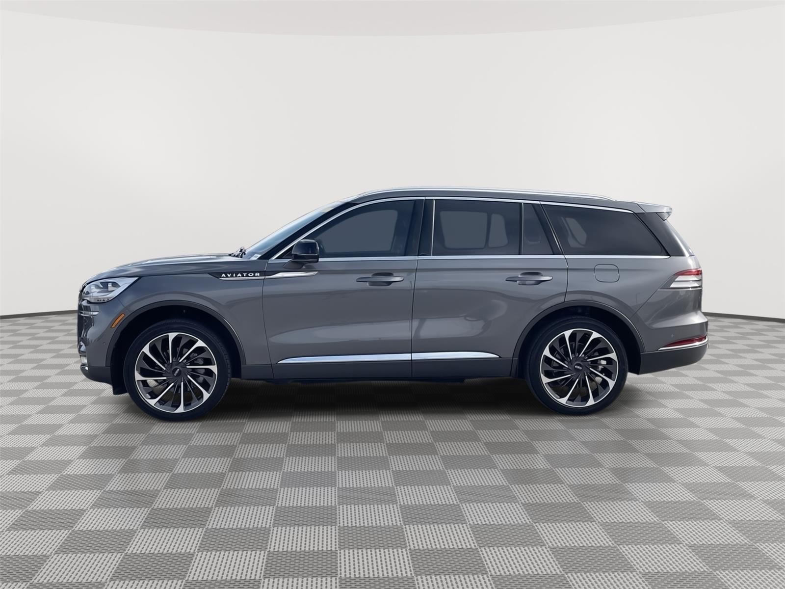 5LM5J7XC0PGL07500