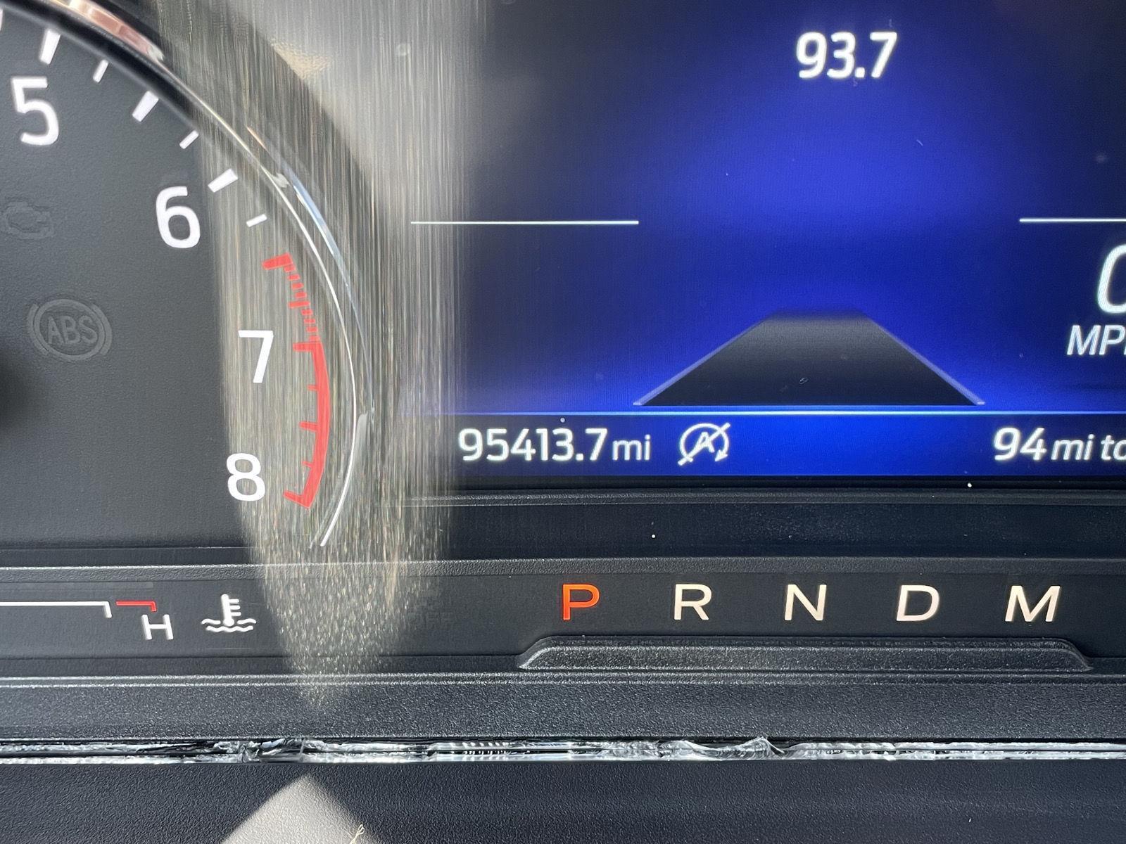 2020 Ford Explorer XLT photo 3