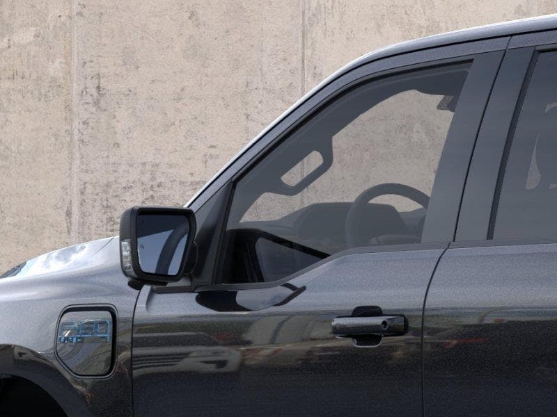 2025 Ford F-150 Lightning Flash - Photo 20