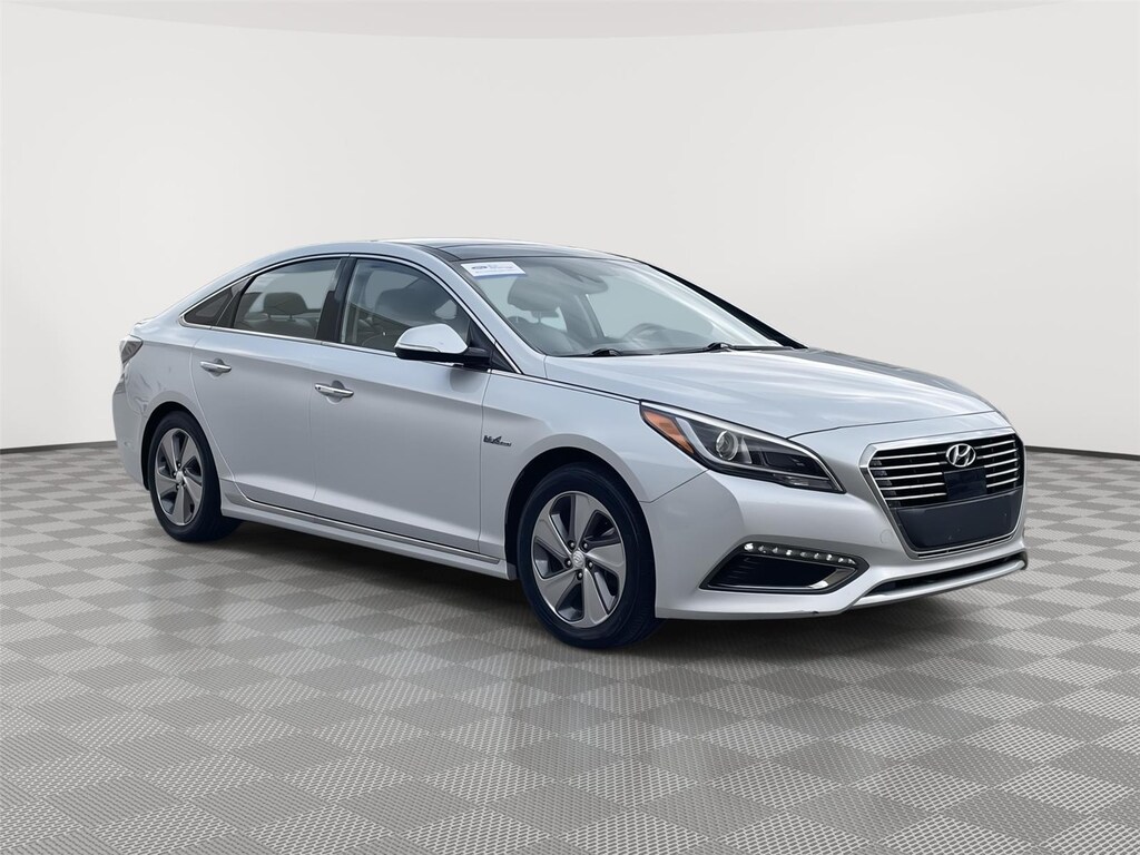 2017 Hyundai Sonata Hybrid Limited photo 3