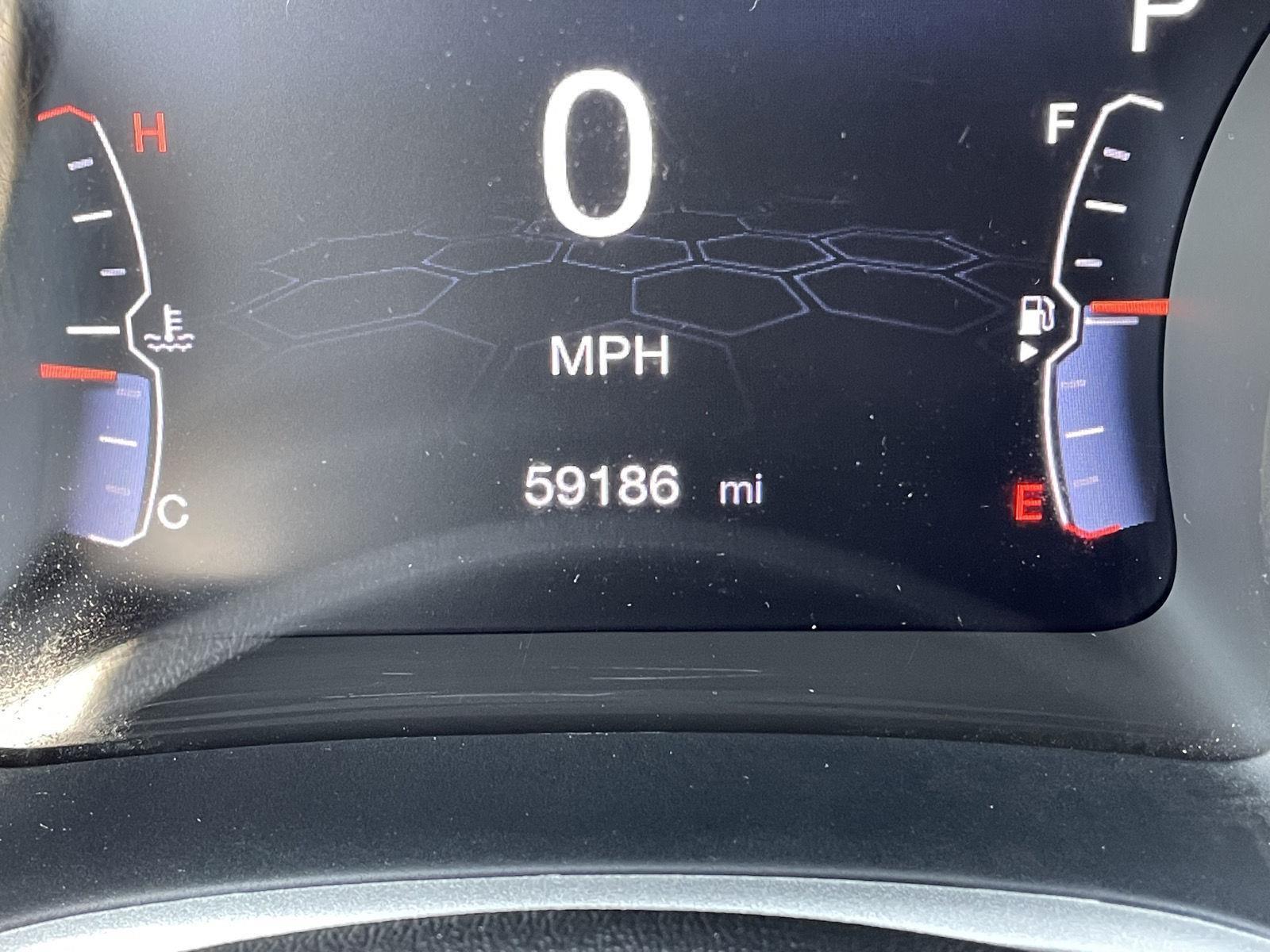 2018 Jeep Compass Latitude photo 2