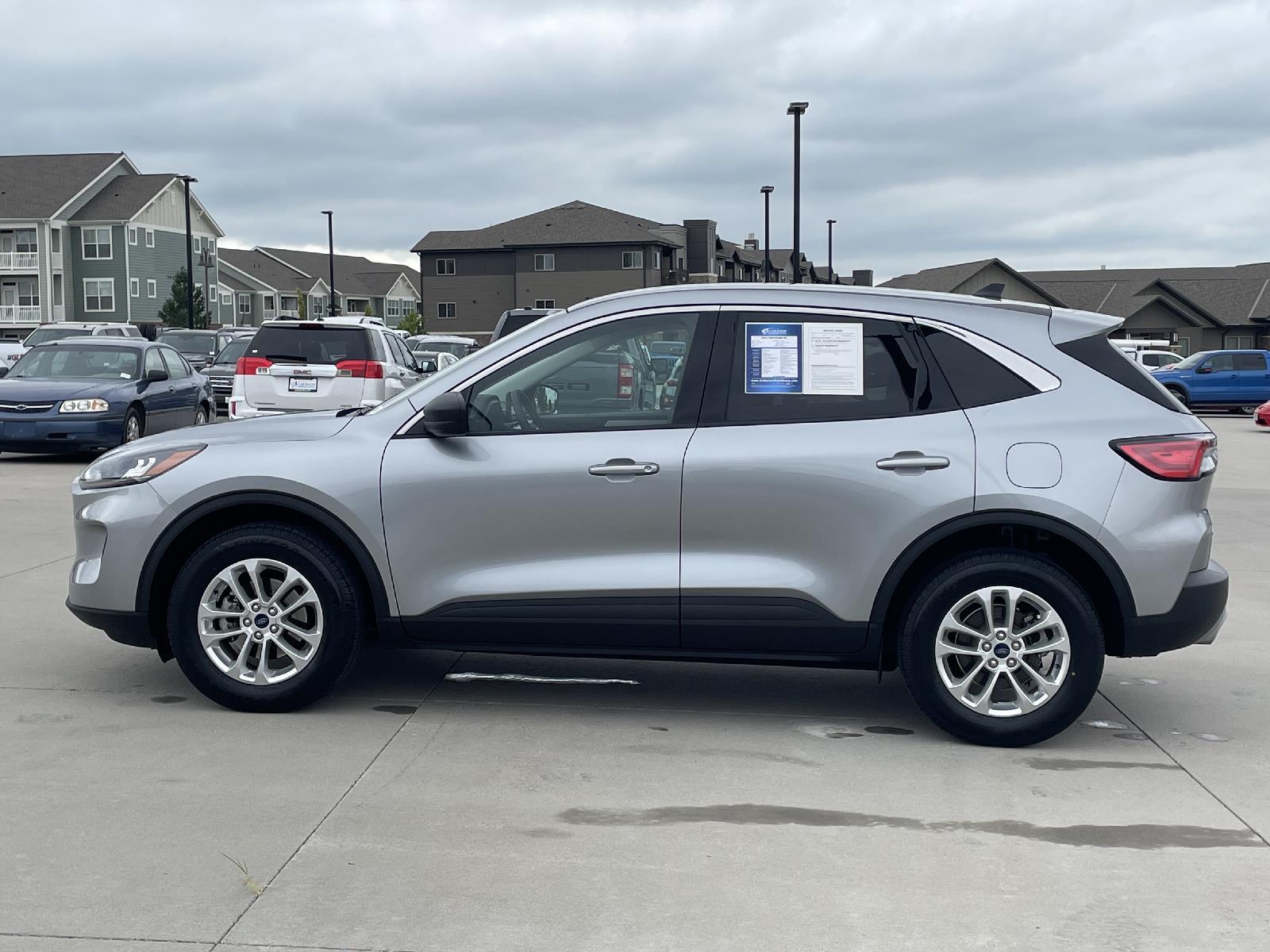 Used 2022 Ford Escape SE with VIN 1FMCU9G66NUB05721 for sale in Grand Island, NE