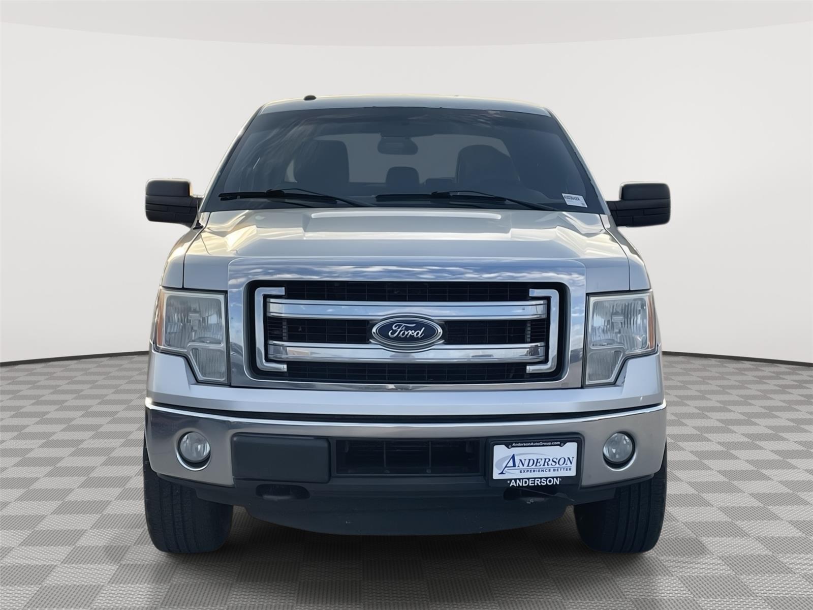 2014 Ford F-150 XLT photo 4