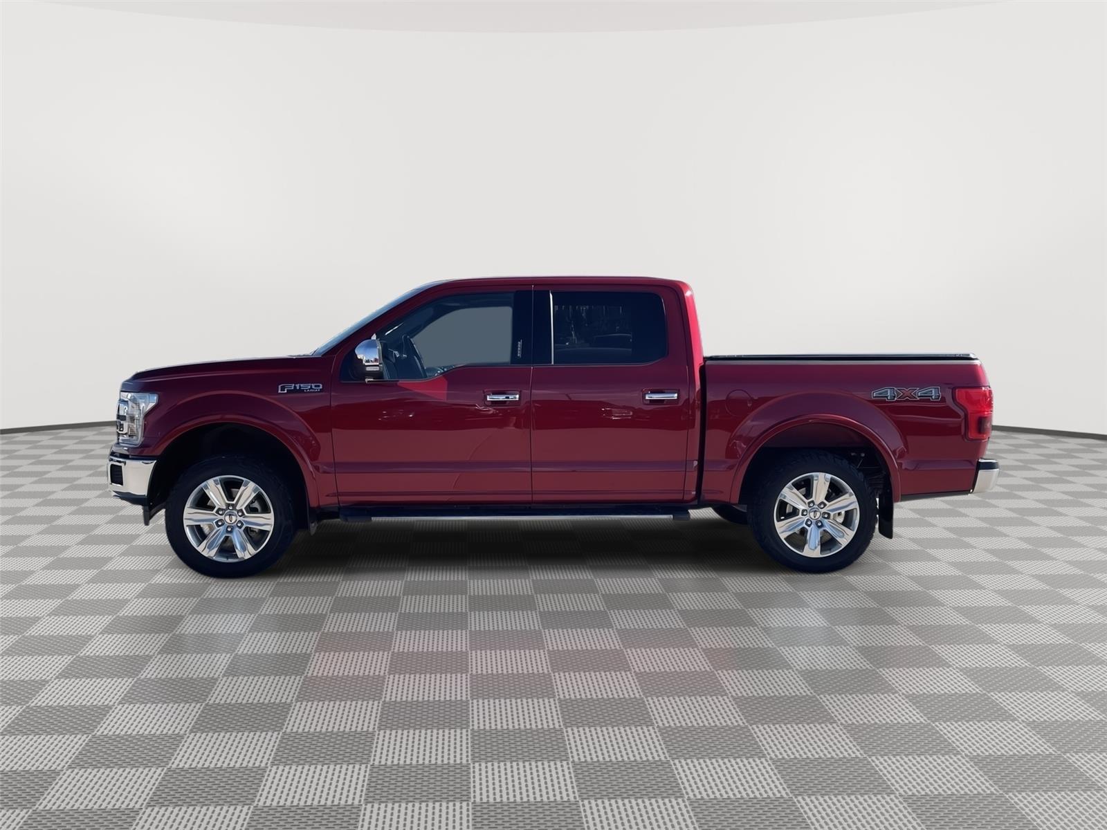 2018 Ford F-150 Lariat photo 2