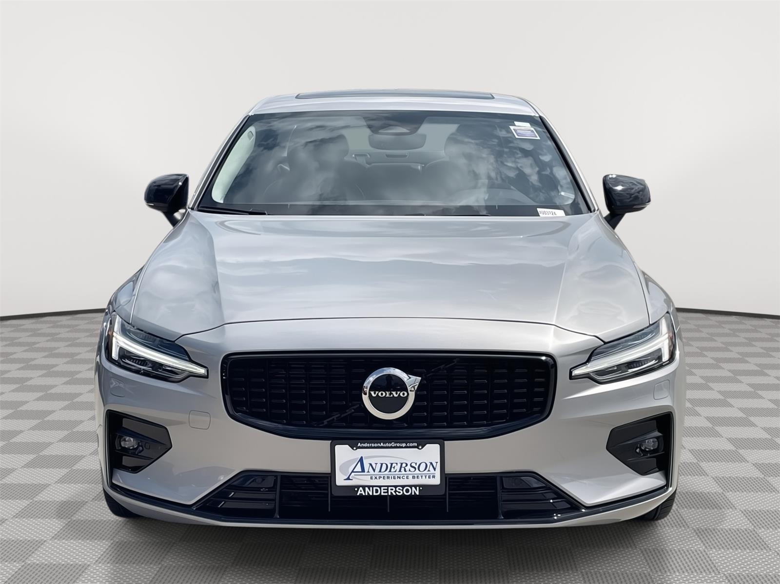 2025 Volvo S60 B5 Core photo 4