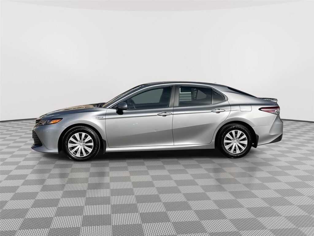 Used 2019 Toyota Camry Hybrid LE Sedan