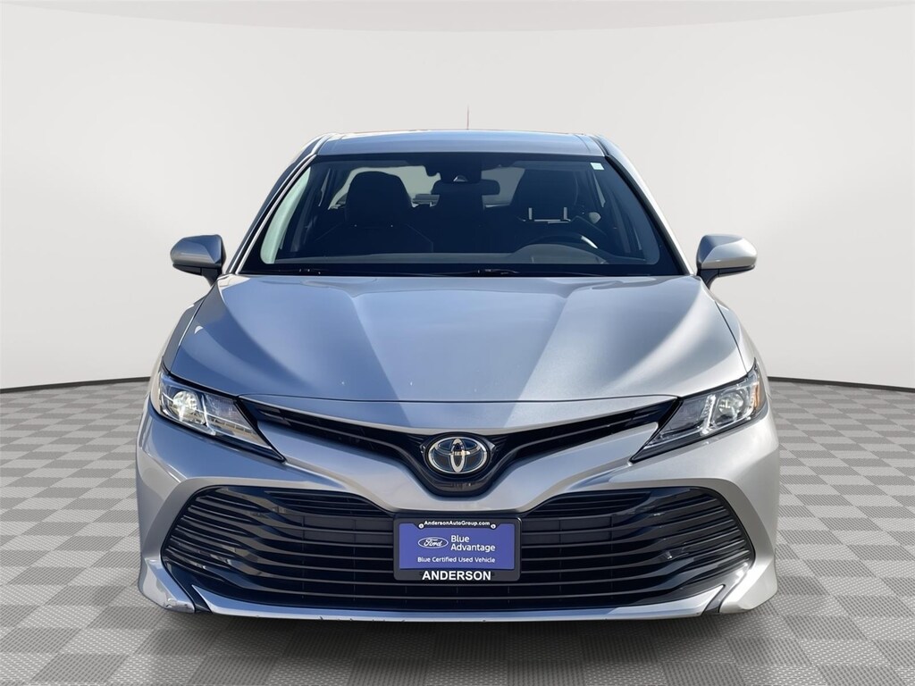 Used 2019 Toyota Camry Hybrid LE Sedan