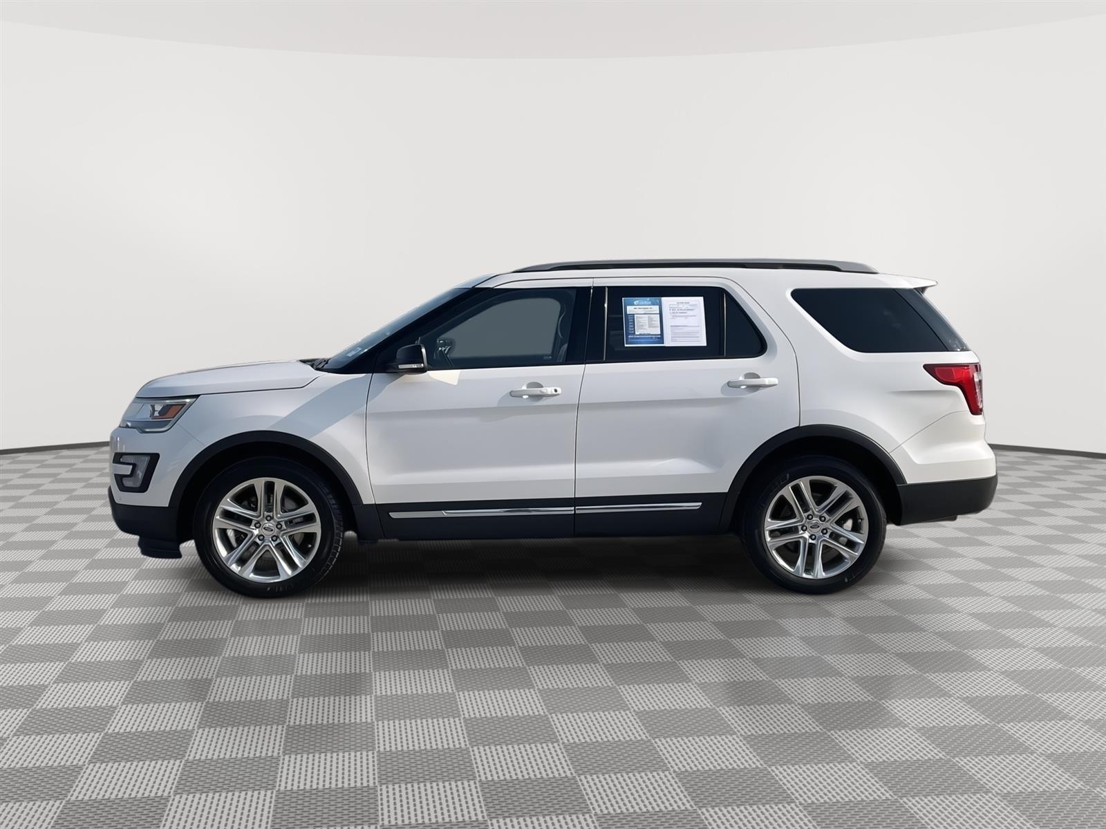 Used 2017 Ford Explorer XLT with VIN 1FM5K8D89HGA26741 for sale in Lincoln, NE