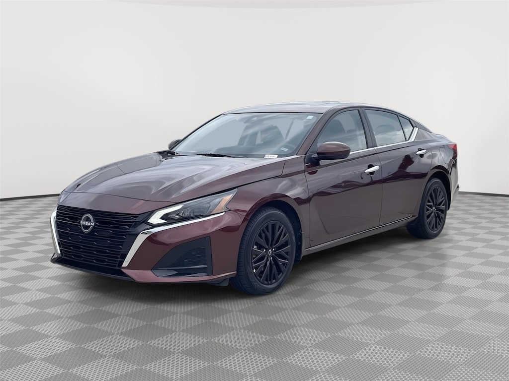 Certified 2025 Nissan Altima SV SEDAN