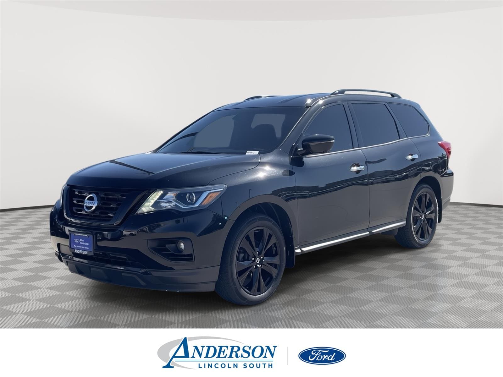 2018 Nissan Pathfinder SL 4WD's photo