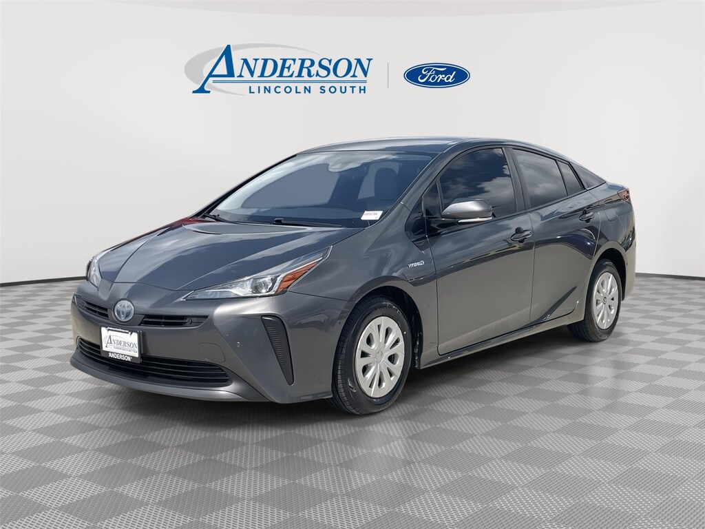 Used 2020 Toyota Prius LE Hatchback