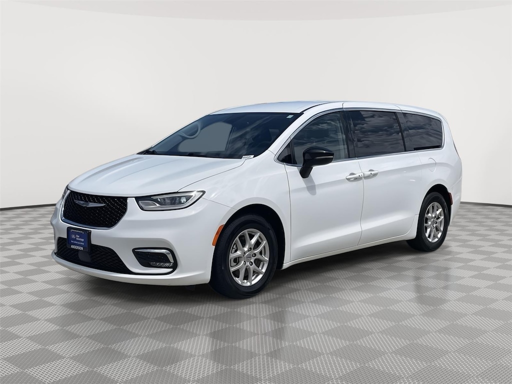 Certified 2024 Chrysler Pacifica Touring L PASSENGER VAN