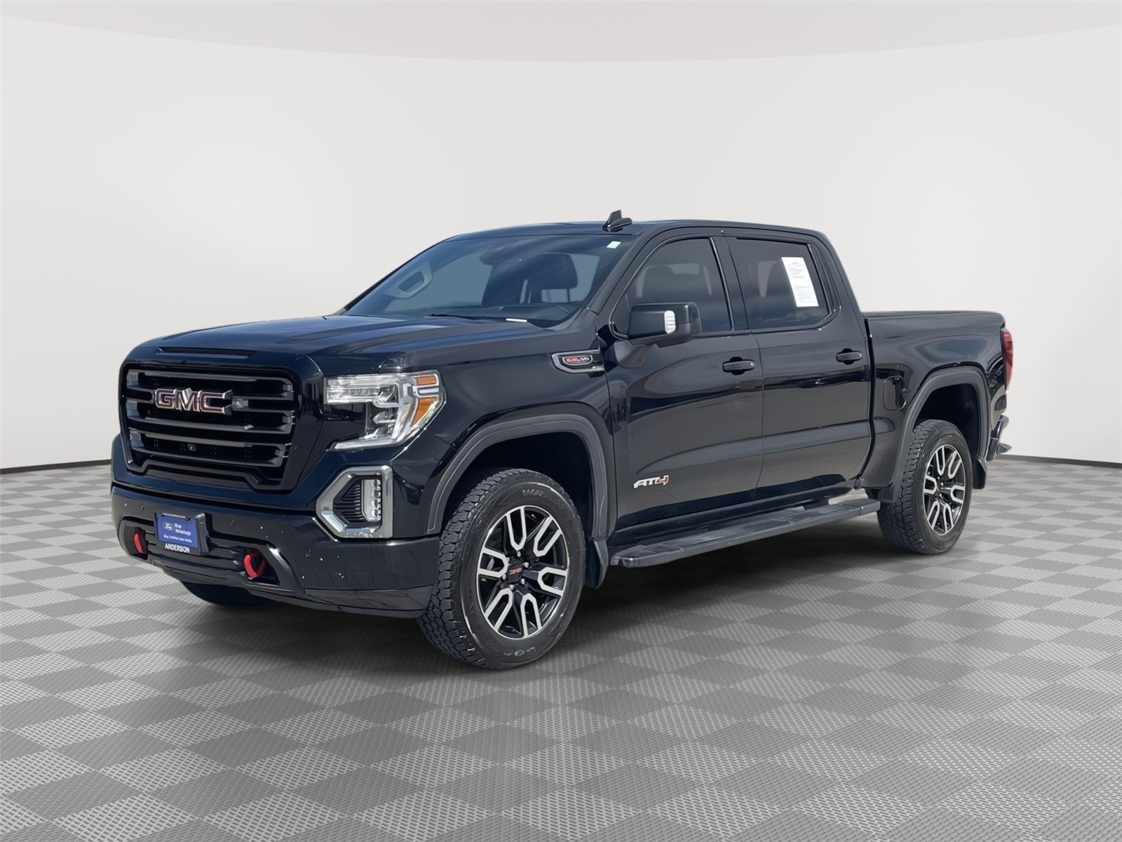 2020 GMC Sierra 4WD Crew Cab Standard Box AT4's photo