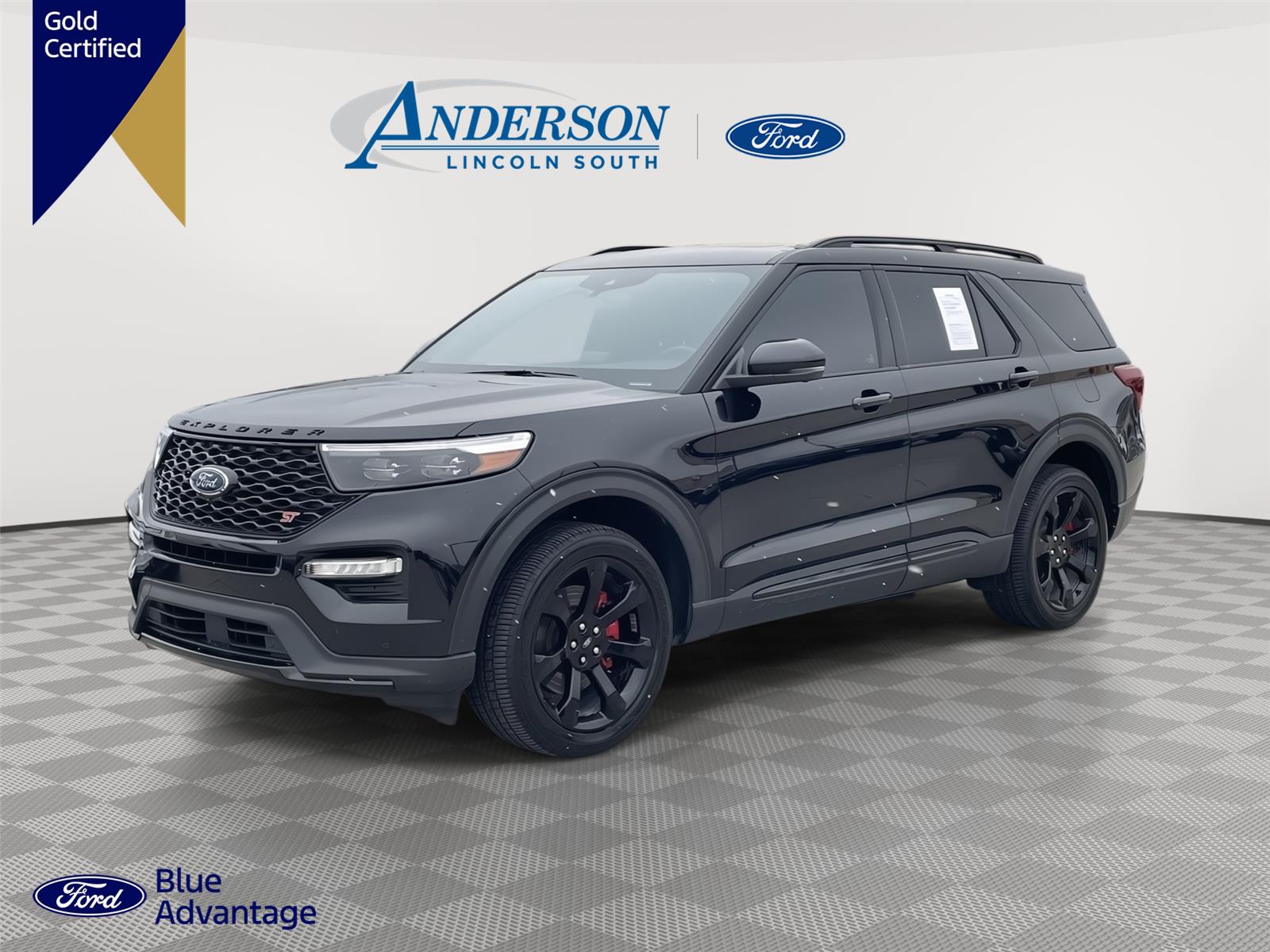 2023 Ford Explorer ST's photo