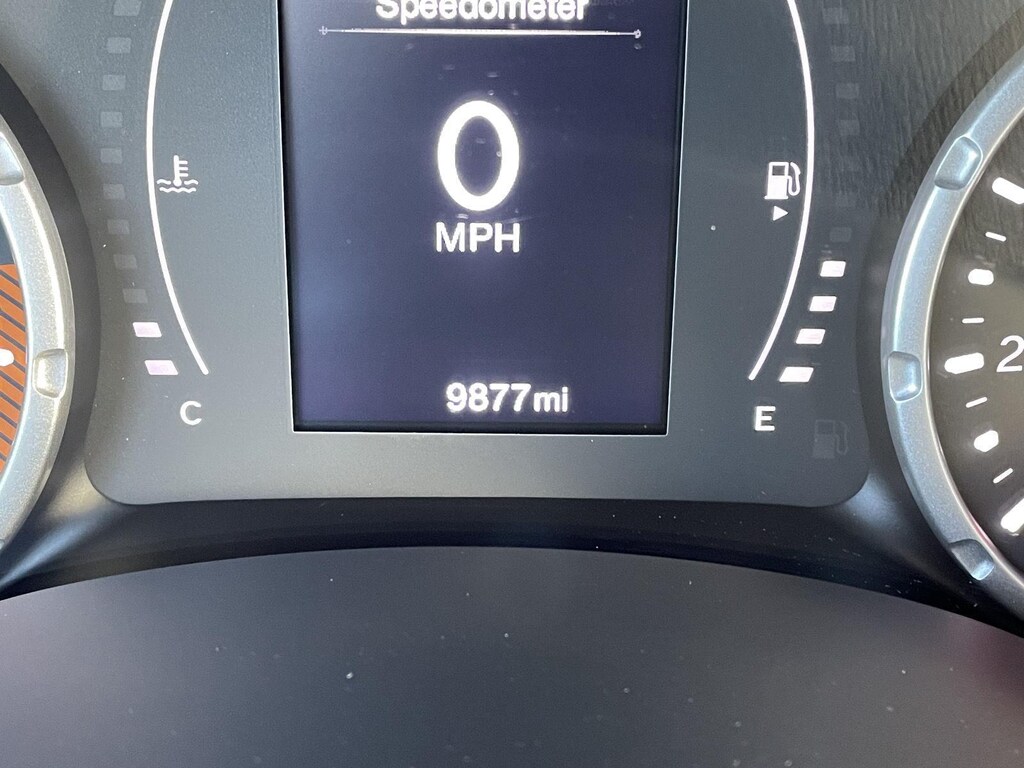 Used 2023 Jeep Renegade Latitude SUV